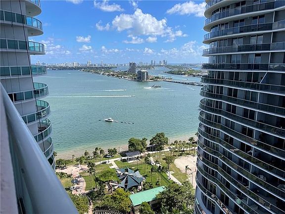 4th image of 1800 N Bayshore Dr APT 2514