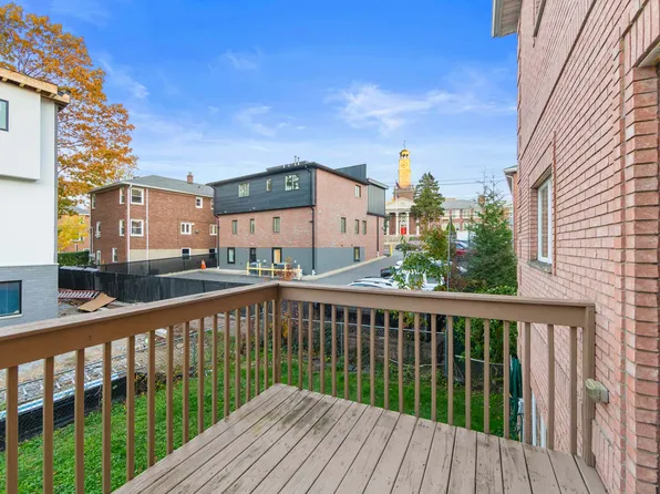 333 Lincoln Avenue image 14 of 37