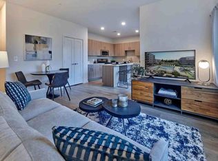 238 W Fort Lee Rd #301, Bogota, NJ 07603