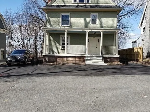120 Mill St, Springfield, MA 01108