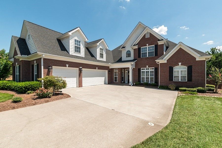 1st image of 12841 Edgebrook Way