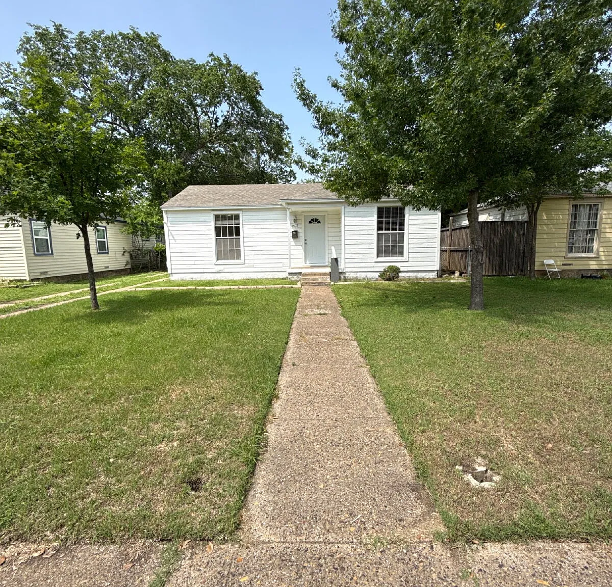 3 bed, 1.0 bath, 984 sqft, $1,595 — Photo 1
