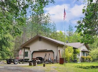 215 Patrick Rd, Grants Pass, OR 97527