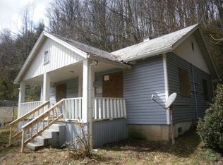 733 Allen St, Sylva, NC 28779