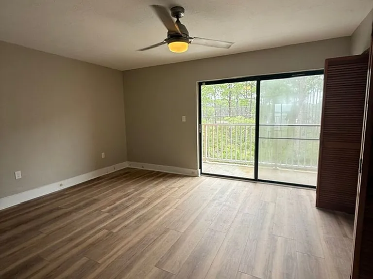 2289 Surf Rd #B-6 — Photo 6