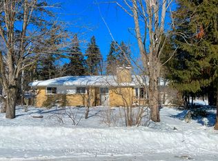 28 Weller Cres, Peterborough, ON K9J6J5