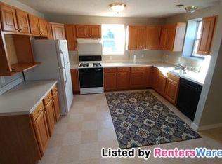 35 E 3rd St, Waconia, MN 55387