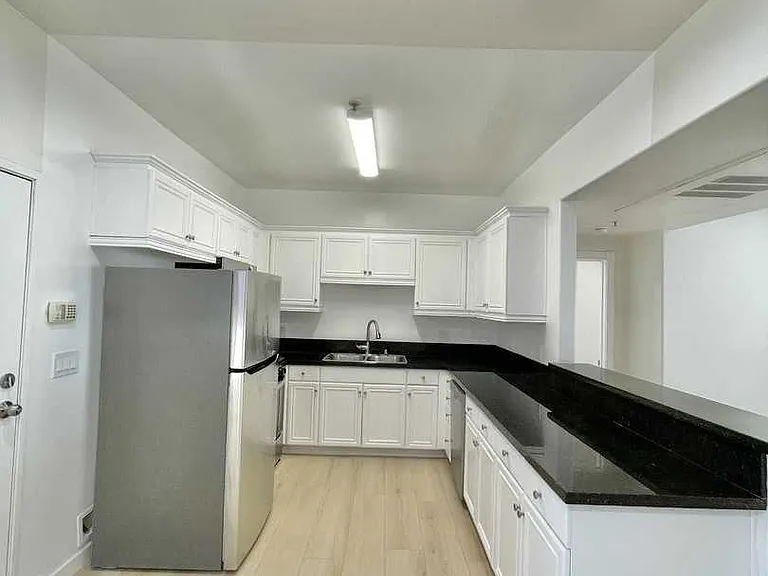 Fruitland Dr — Photo 11