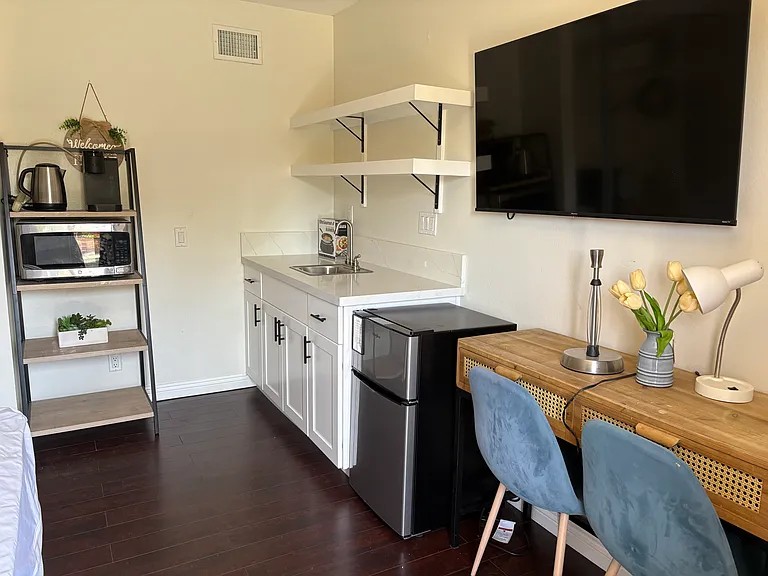 16738 Olive St #2 — Photo 3