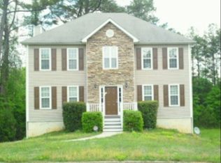 5100 Meadows Lake Dr, Powder Springs, GA 30127