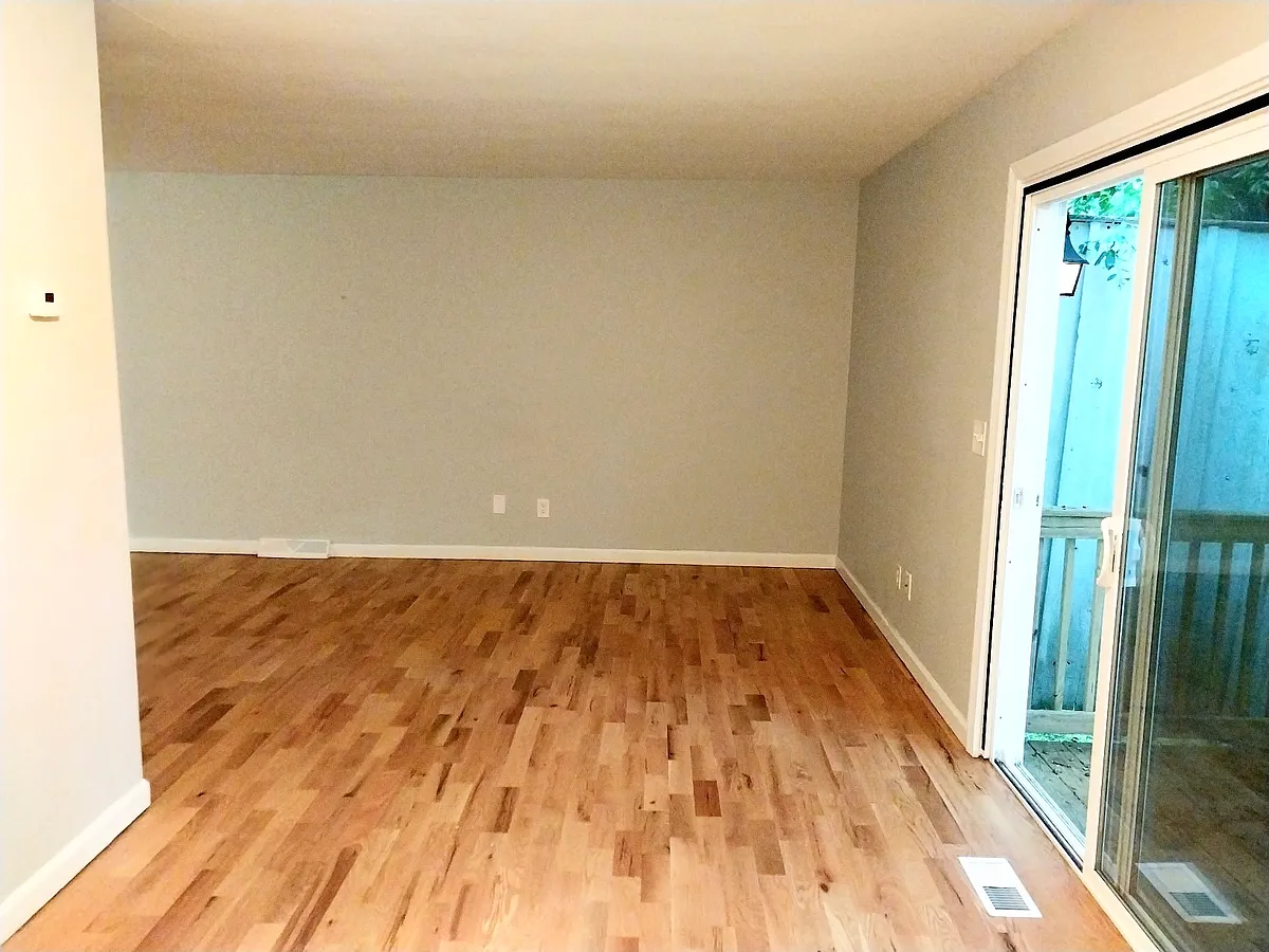 Building Photo - 77 Scenic View Dr #7