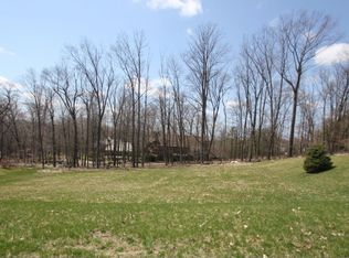 1245 Brandywine Ln, Brookfield, WI 53045