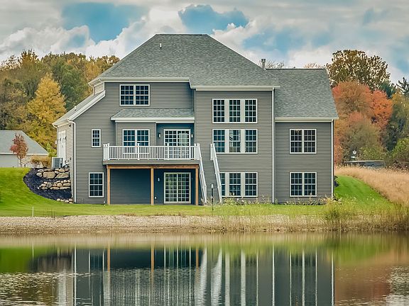 2nd image of 18399 Donegal Dr