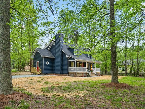 4th image of 4516 Schoolway Dr