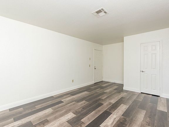5th image of 2606 S Durango Dr APT 104