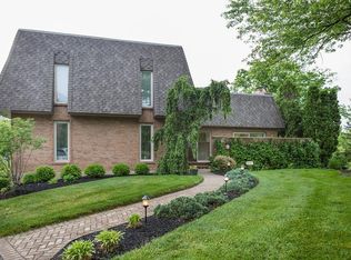 10306 Crestwind Cir, Cincinnati, OH 45242