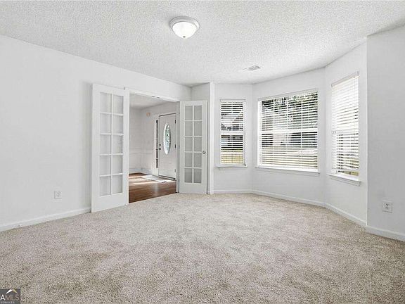 3rd image of 645 Wildboar Ct