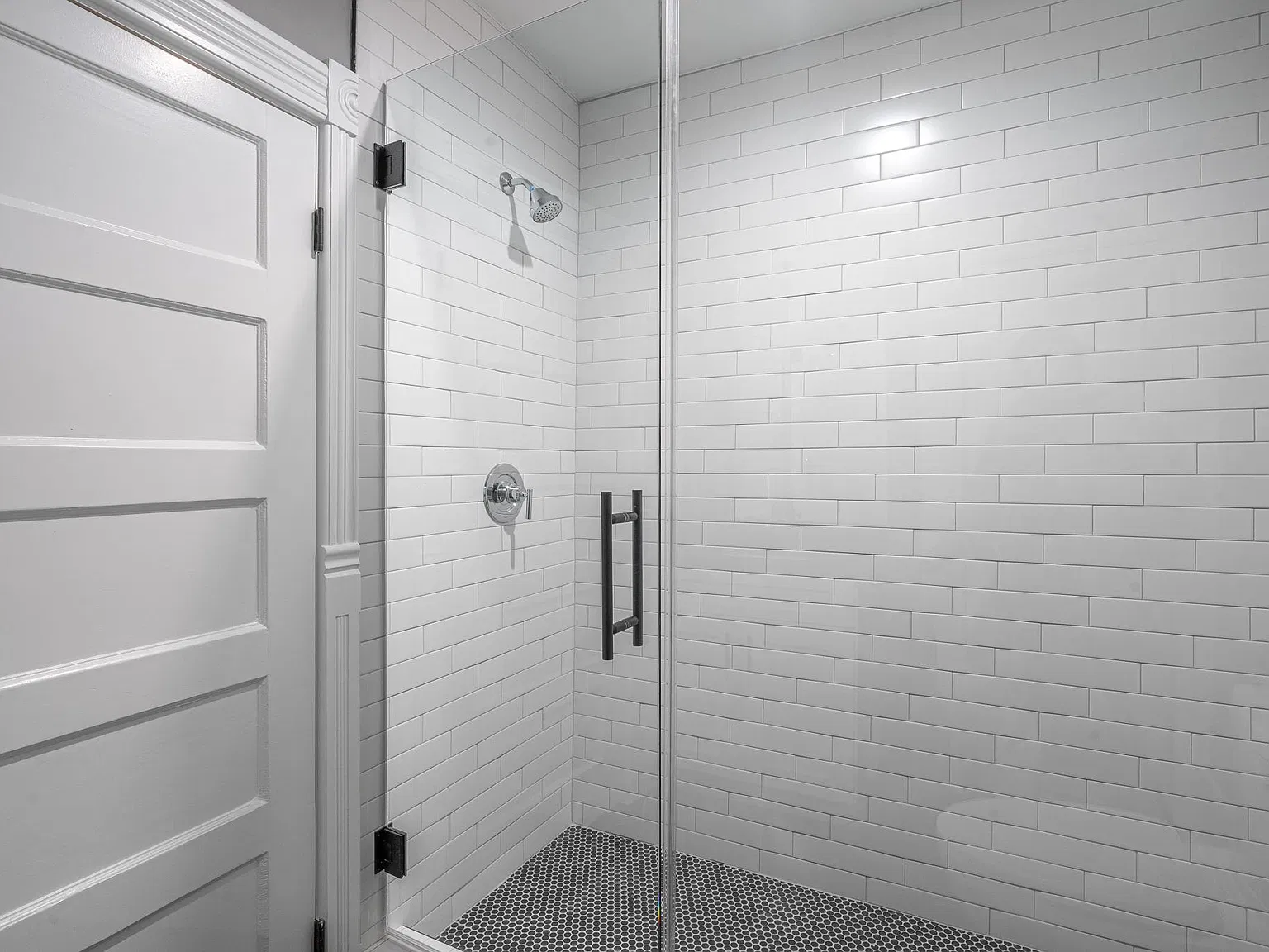 2 bed, 1.5 bath, 1000 sqft, $1,850 — Photo 4