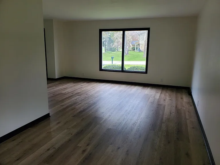 18625 Lola Dr — Photo 10