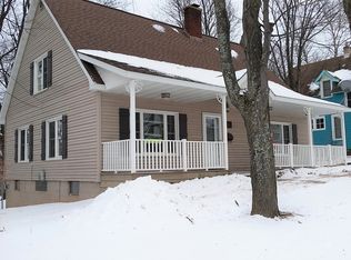 922 High St, Marquette, MI 49855