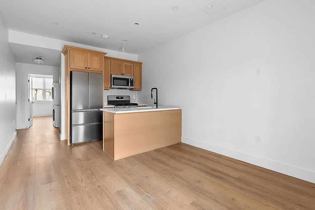 1 bed, 527 sqft, $2,499 — Photo 3