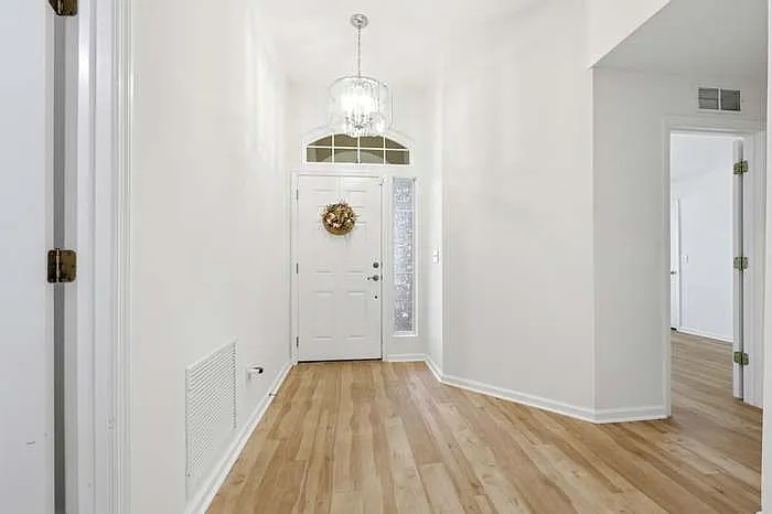 385 Whisper Ridge Dr — Photo 6