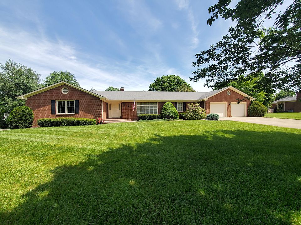 1st image of 195 Timberlane Ct