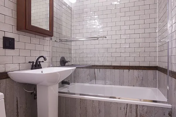 Rented by Brick&Mortar | media 15