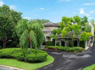 961 31st Ter NE, Saint Petersburg, FL 33704