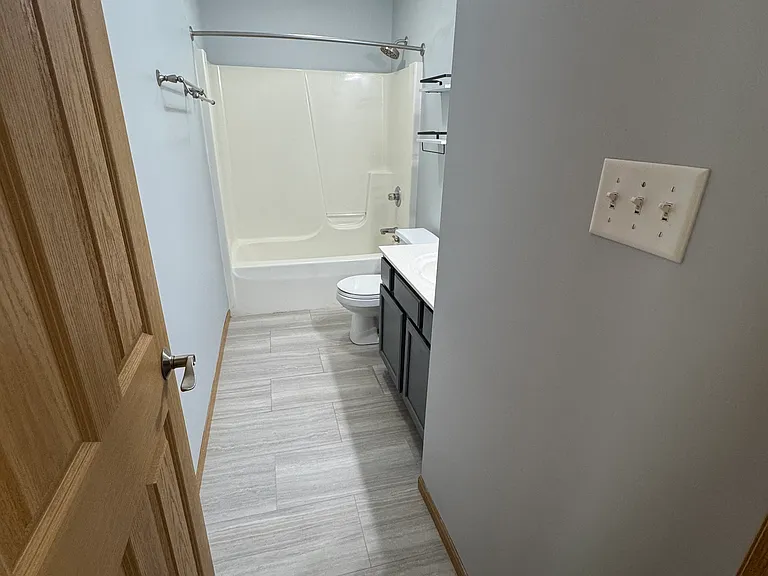 326 Brown Ct — Photo 29