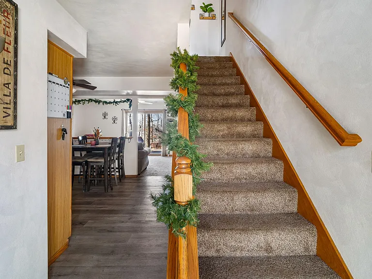 204 Quiet Creek Dr — Photo 12