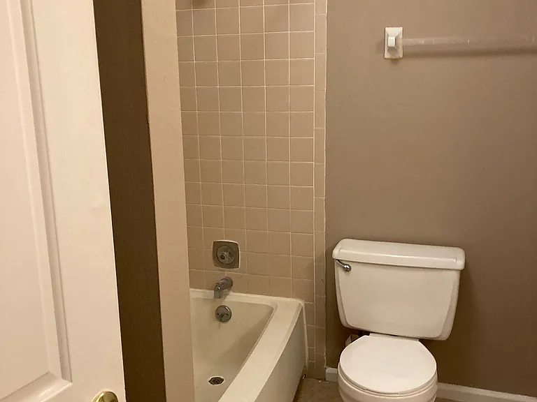 8110 Beechwood Trl — Photo 10
