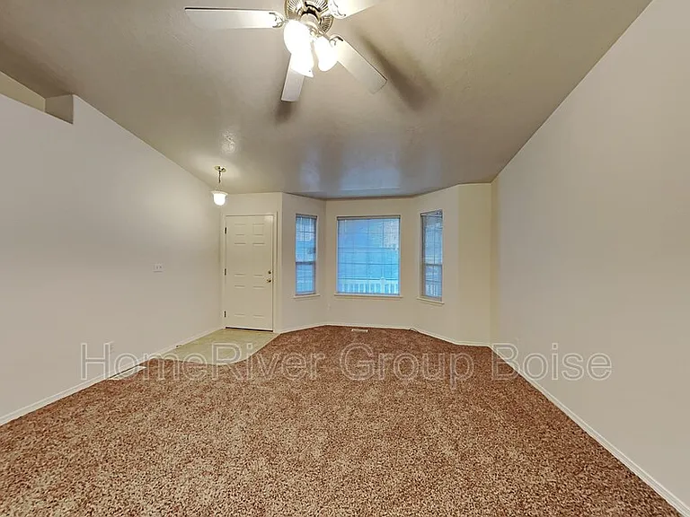 1904 W Havenwood Ave — Photo 5