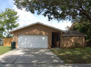 1296 Dale Cir W, Dunedin, FL 34698