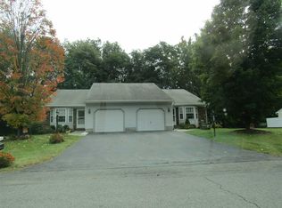 27 Hillside Ave, Albany, NY 12205