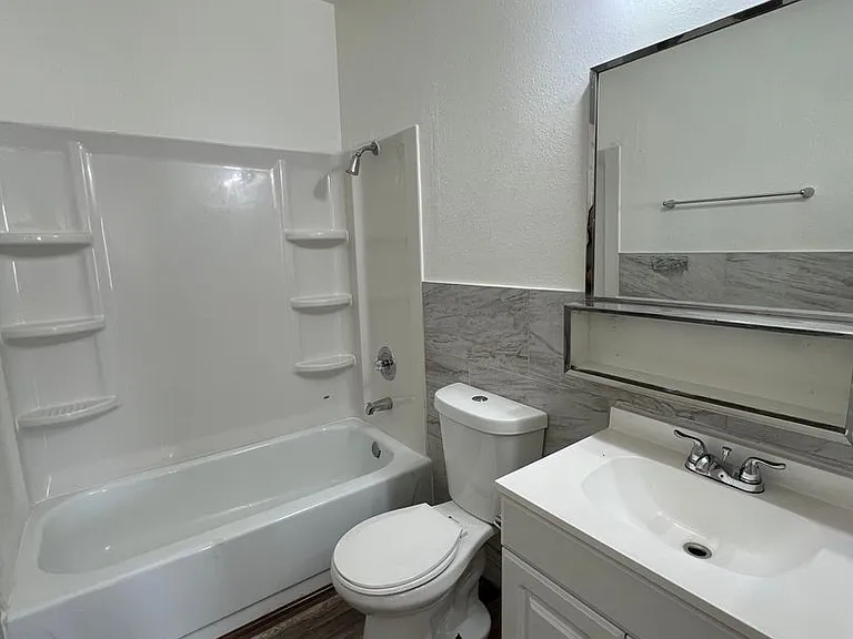 6942 Appleton Dr — Photo 32
