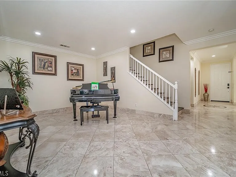 5963 Pinegrove Pl — Photo 14