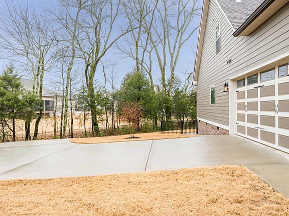 4th image of 8341 Skybrook Dr