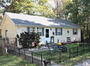 120 Spring Valley Dr, Stanford, KY 40484