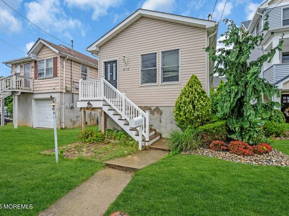 610 Monmouth Ave, Port Monmouth, NJ 07758