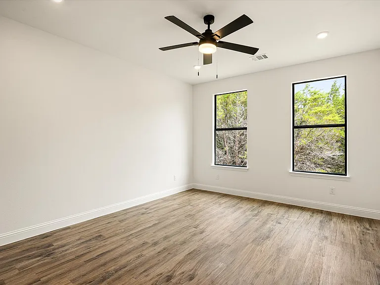 5714 Barkridge Dr — Photo 13