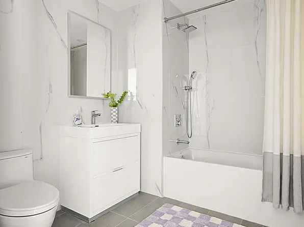 379 Ocean Parkway image 4 of 7