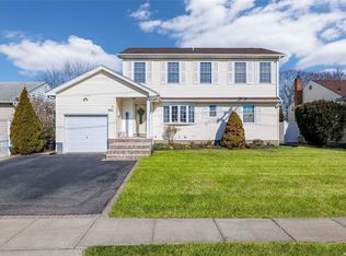 2077 N Jerusalem Rd, East Meadow, NY 11554