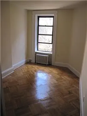 Rented by AJ Clarke | media 31