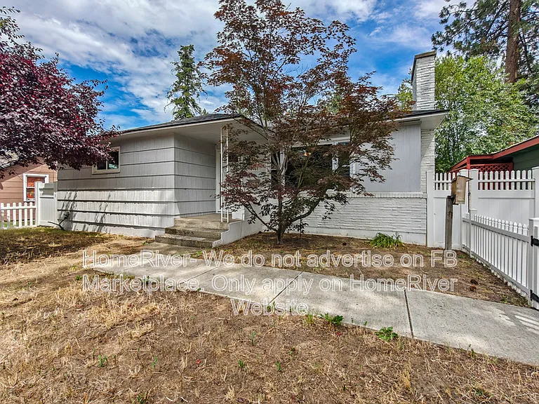 5418 N Maple St — Photo 16