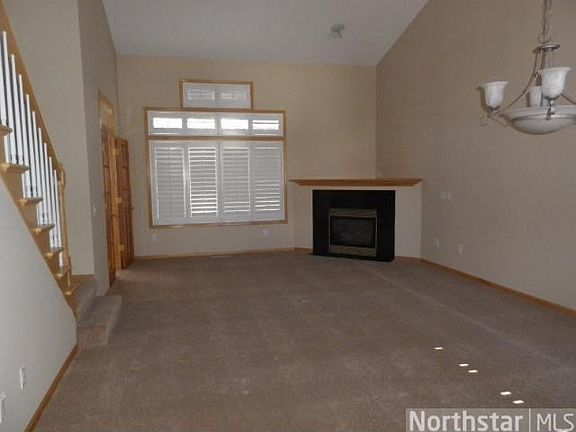 2nd image of 915 Kimberly Ln