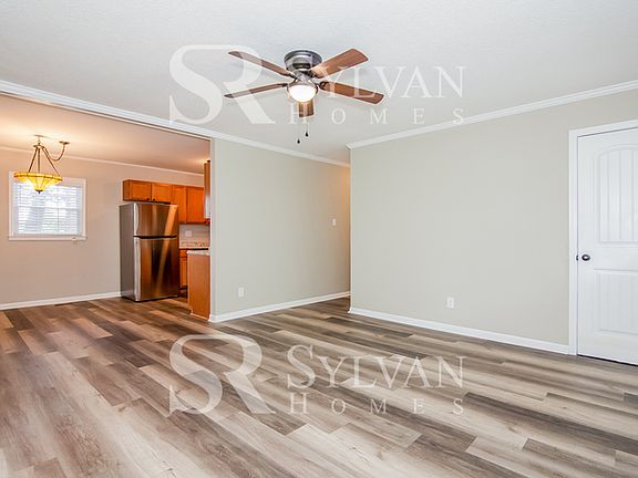 3rd image of 2514 Vinton Dr