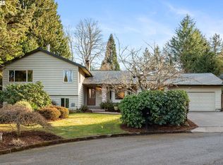 6020 SW Florida St, Portland, OR 97219