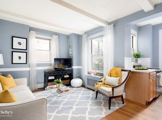 363 W 20th St #3A, New York, NY 10011
