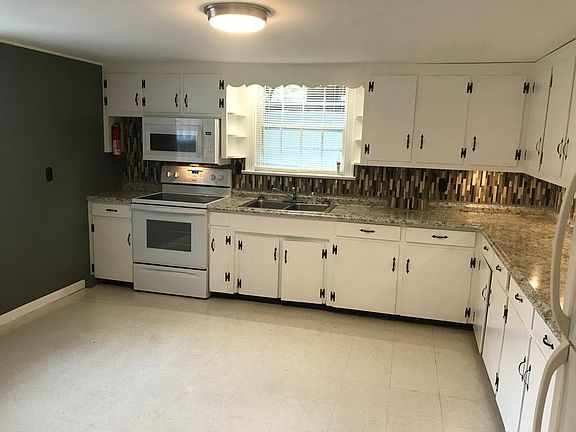 4th image of 3400 Rivermont Ave #B